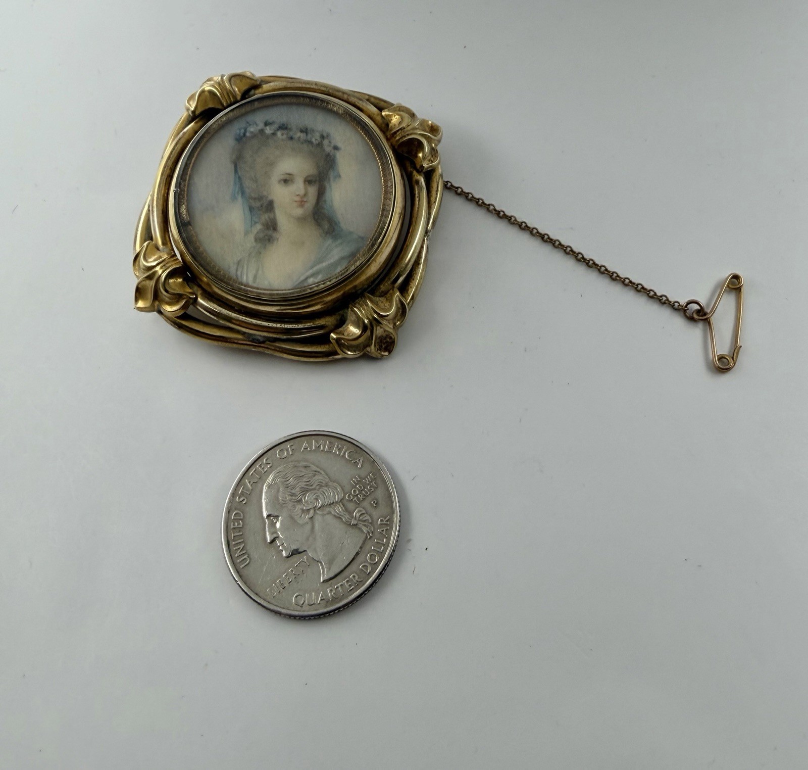 Victorian Hand Painted Georgian Lady Porcelain Portrait Frame Locket Brooch
