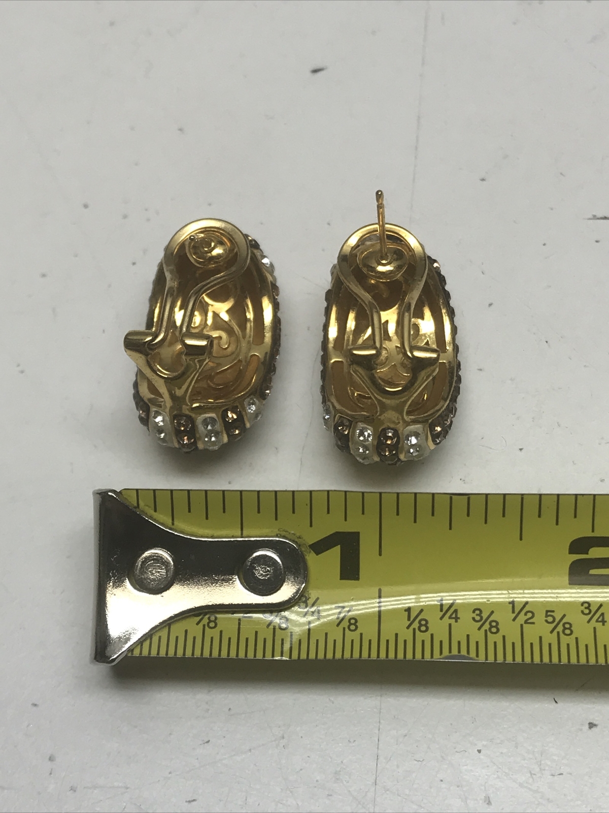 Vintage Unbranded White Brown Earrings KG Stunning Beautiful