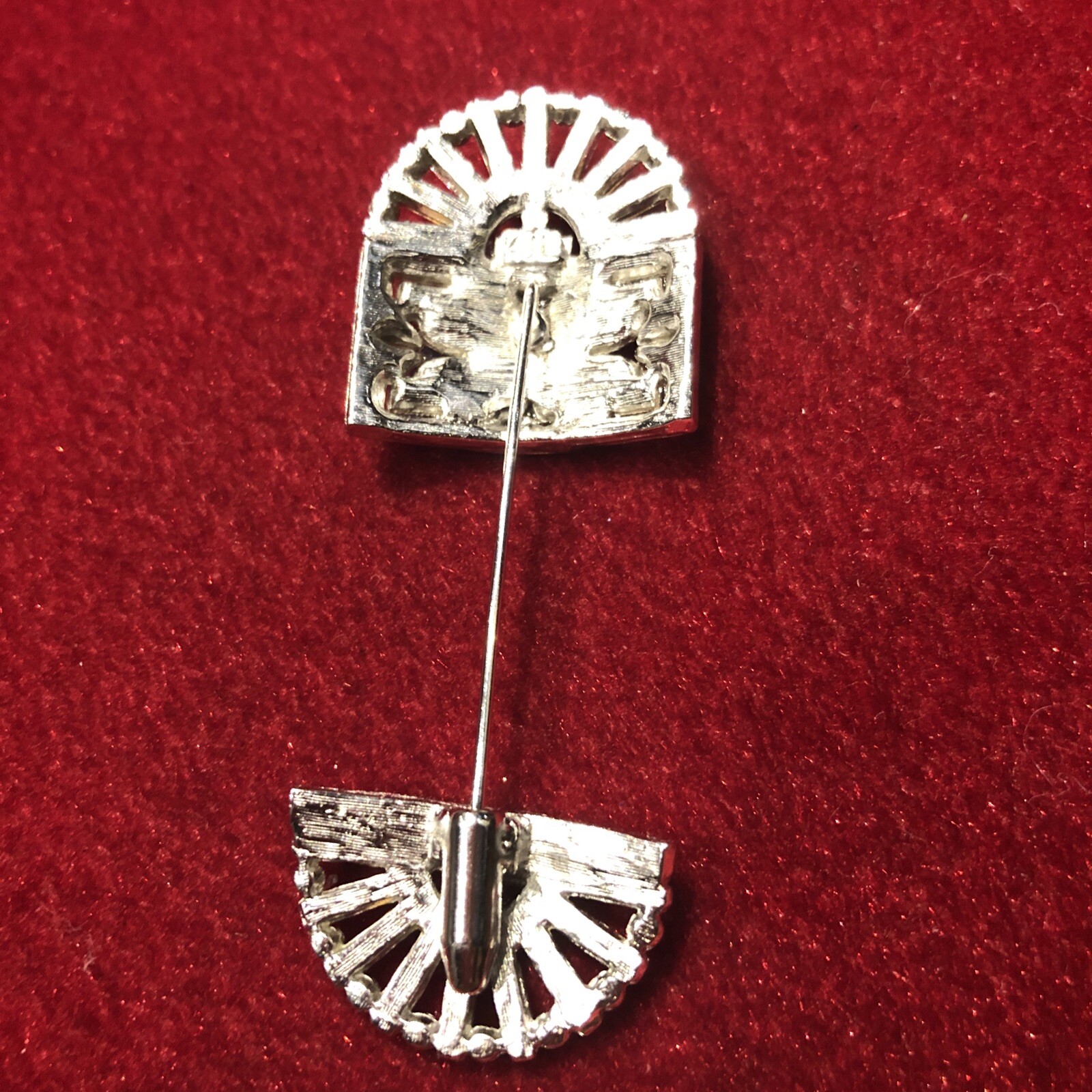 VINTAGE ART DECO Rhinestone/crystal BROOCH WITH RHINSTONES. Signed KJL Piece.