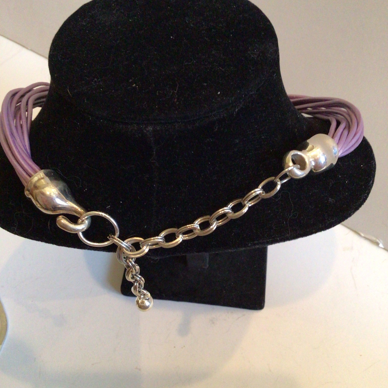 BEAUTIFUL SIGNED VON MUSULIN NECKLACE SEBBAG STERLING LAVENDER LEATHER W EXTEND