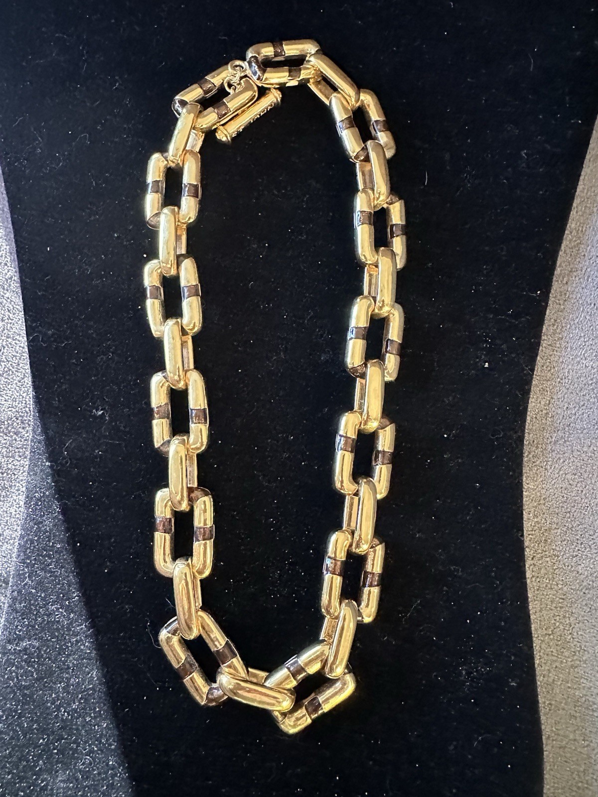 Vintage St John Necklace Chunky Gold Tone Chain Reversible White & Brown Enamel