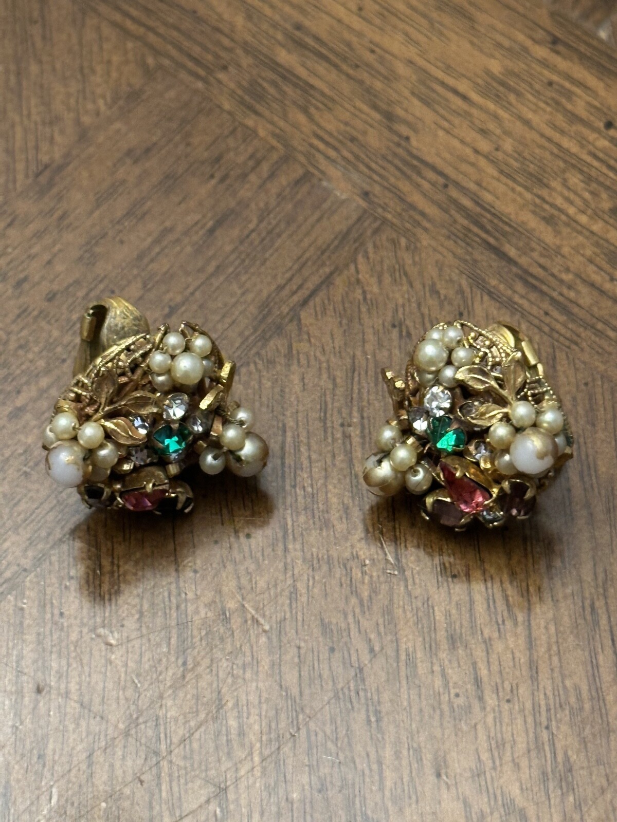 Vintage Original By Robert Faux Pearl & Rhinestone Cluster Stud Earrings Nice!