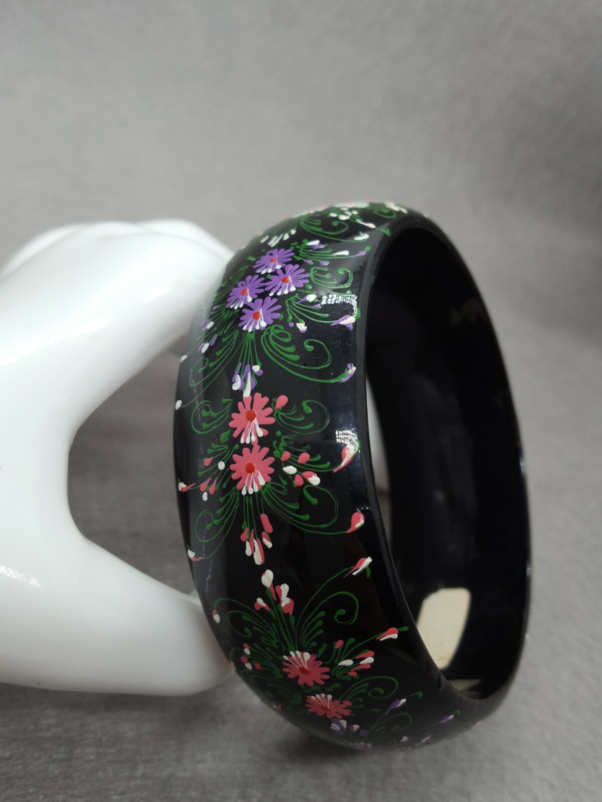 Vintage white purple green Floral Wood Painted 8.6″ Cuff Bracelet 2179