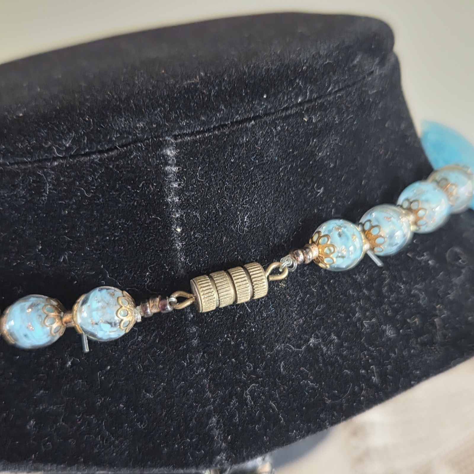 Vtg Light Blue Gold Foiled Venetian Art Glass Necklace & Clip-On Earrings Italy
