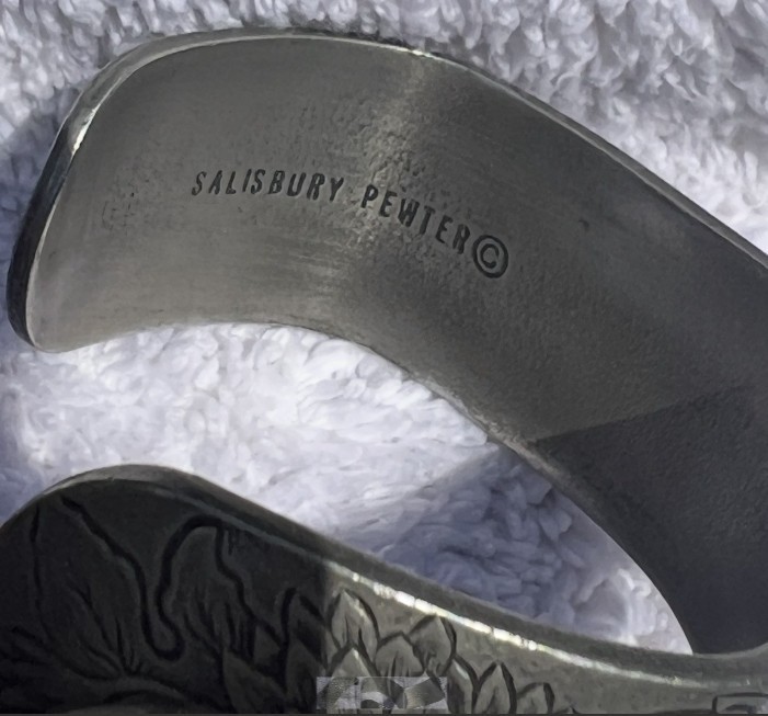 Salisbury Pewter Classic Flower Of The Month Cuff Bracelet – November – NEW