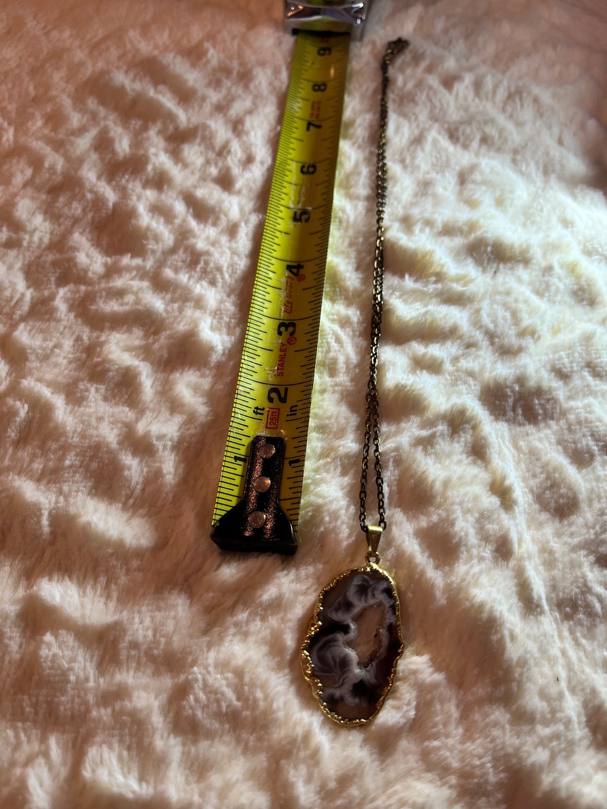 Vintage Translucent Geode Slice Pendant Necklace