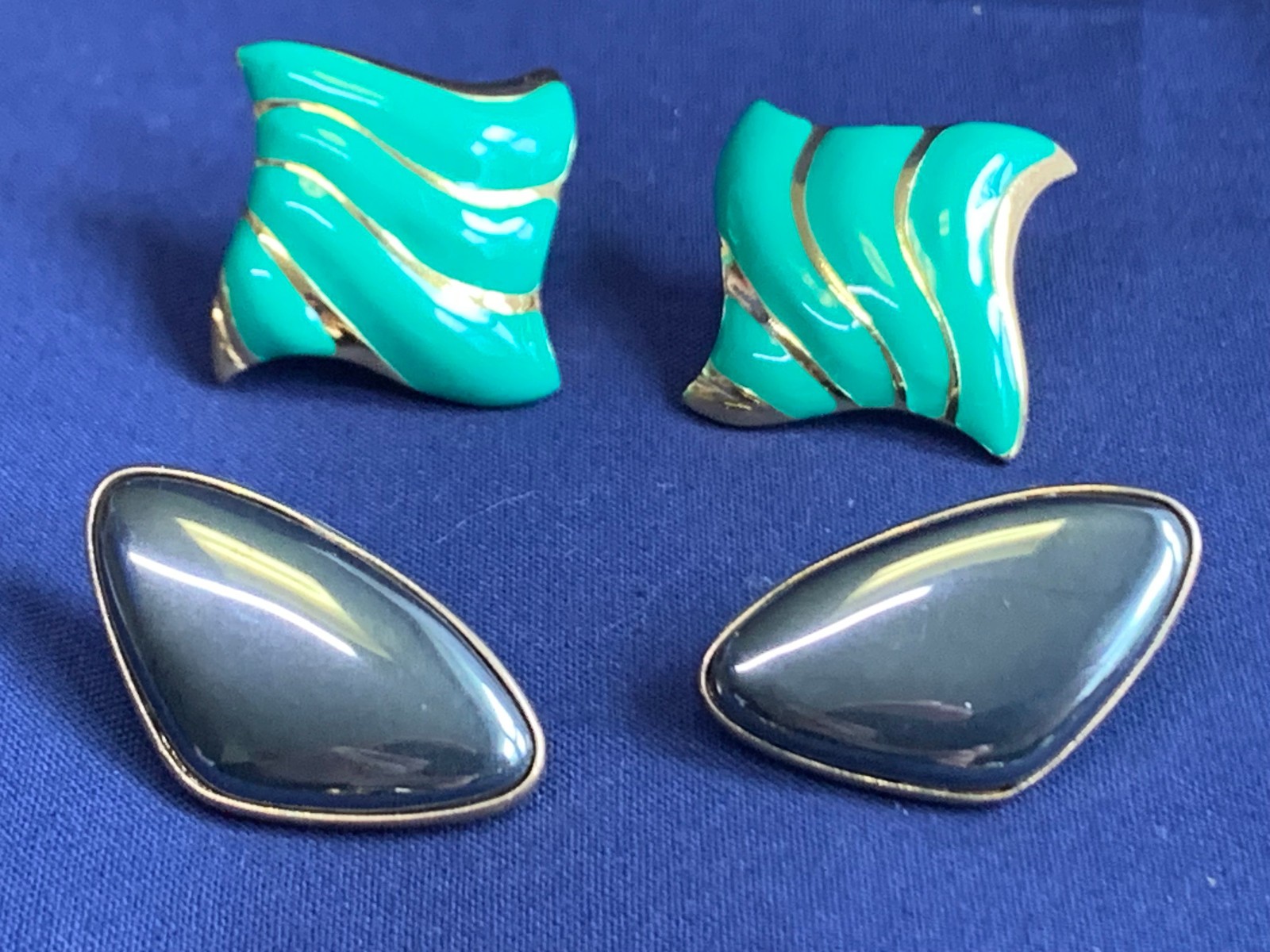 Vtg Earring Lot Costume Jewelry Enamel Faux Pearl Tigers Eye Hematite Malachite