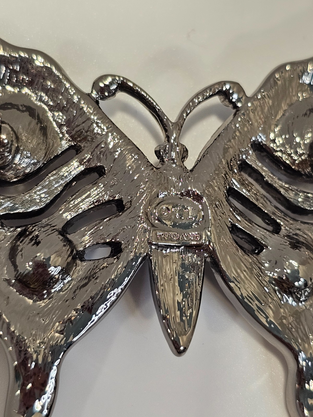 Kenneth Jay Lane butterfly brooch with box QVC new old stock signed KJL