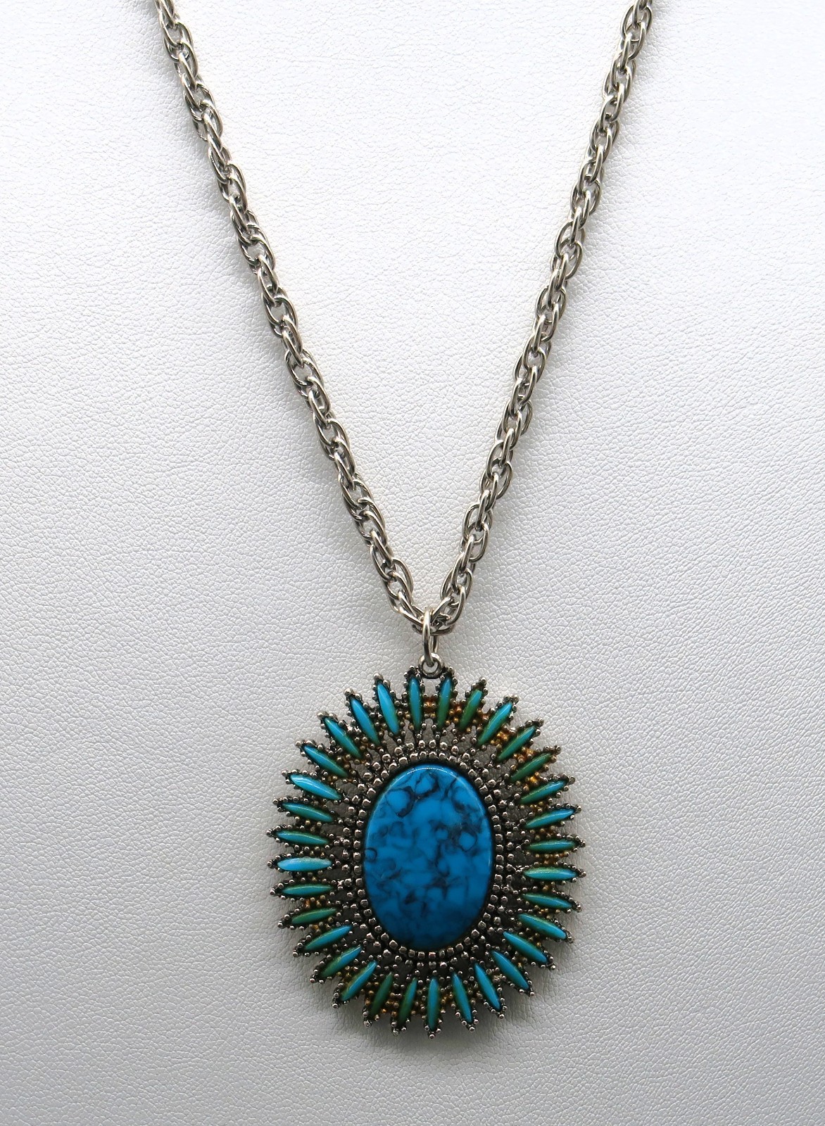 Vtg South Western Style Faux Turquoise Cabochon Silver Tone Chain Necklace