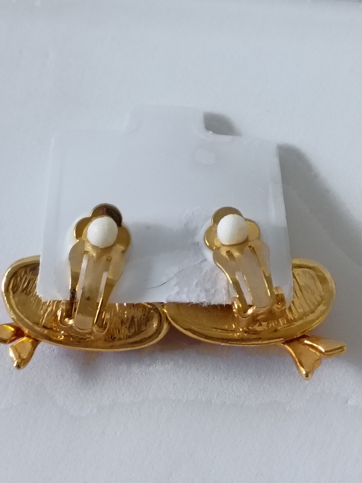 Vintage Simona Red Hat Society Clip On Earrings Enamel Goldtone 1990s NEW