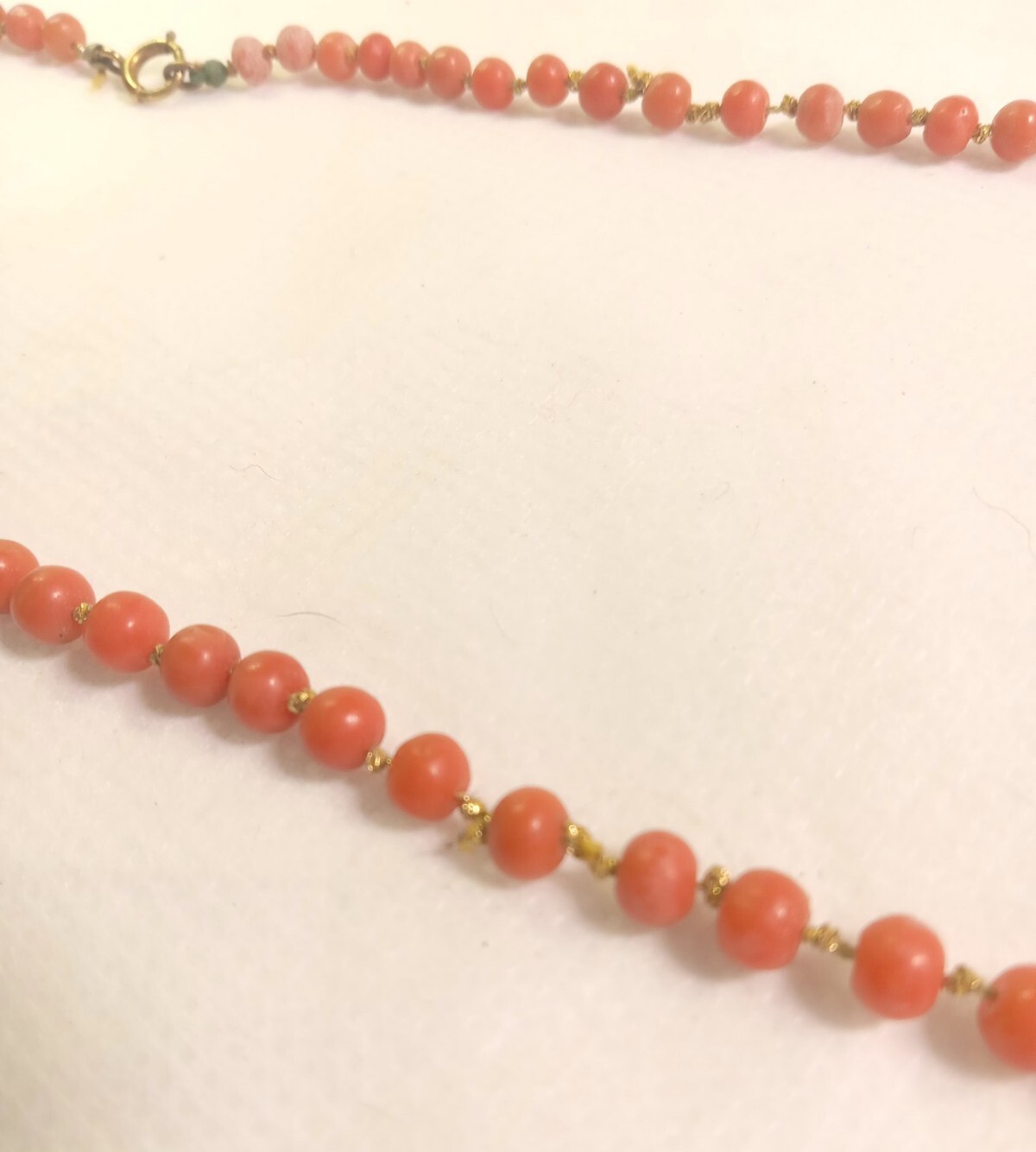 Vtg Mediteranium Coral Unpolished Graduating Beads 10k Clasp Gold Threated 17in