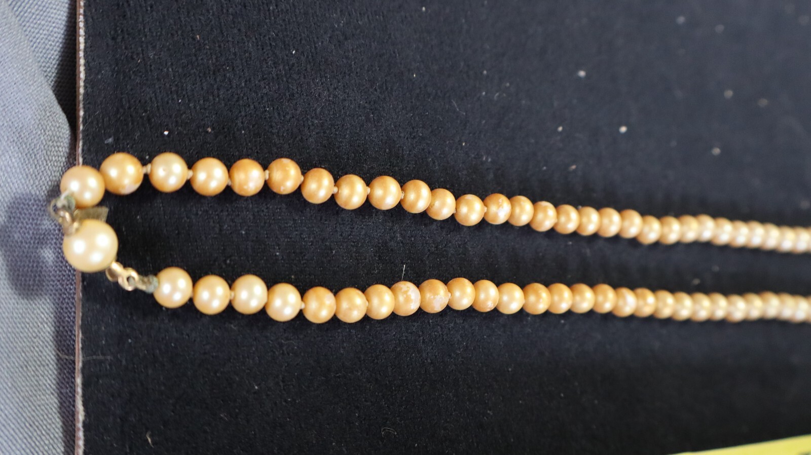 Vintage PEARL NECKLACE STORAGE AUCTION FIND LOT 13 MARVELLA K