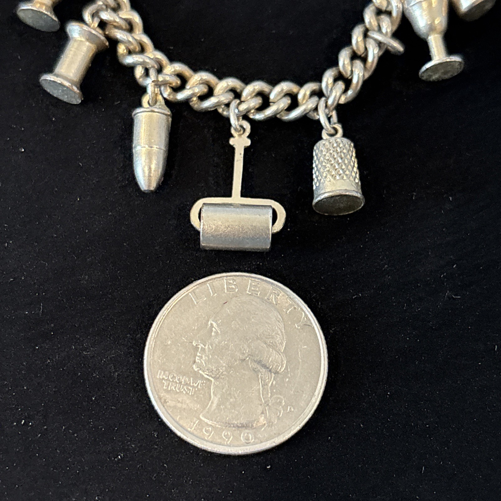Vintage Signed Enco Silver Tone 15 Charm 6 3/4″ Bracelet Costume Jewelry 1960s