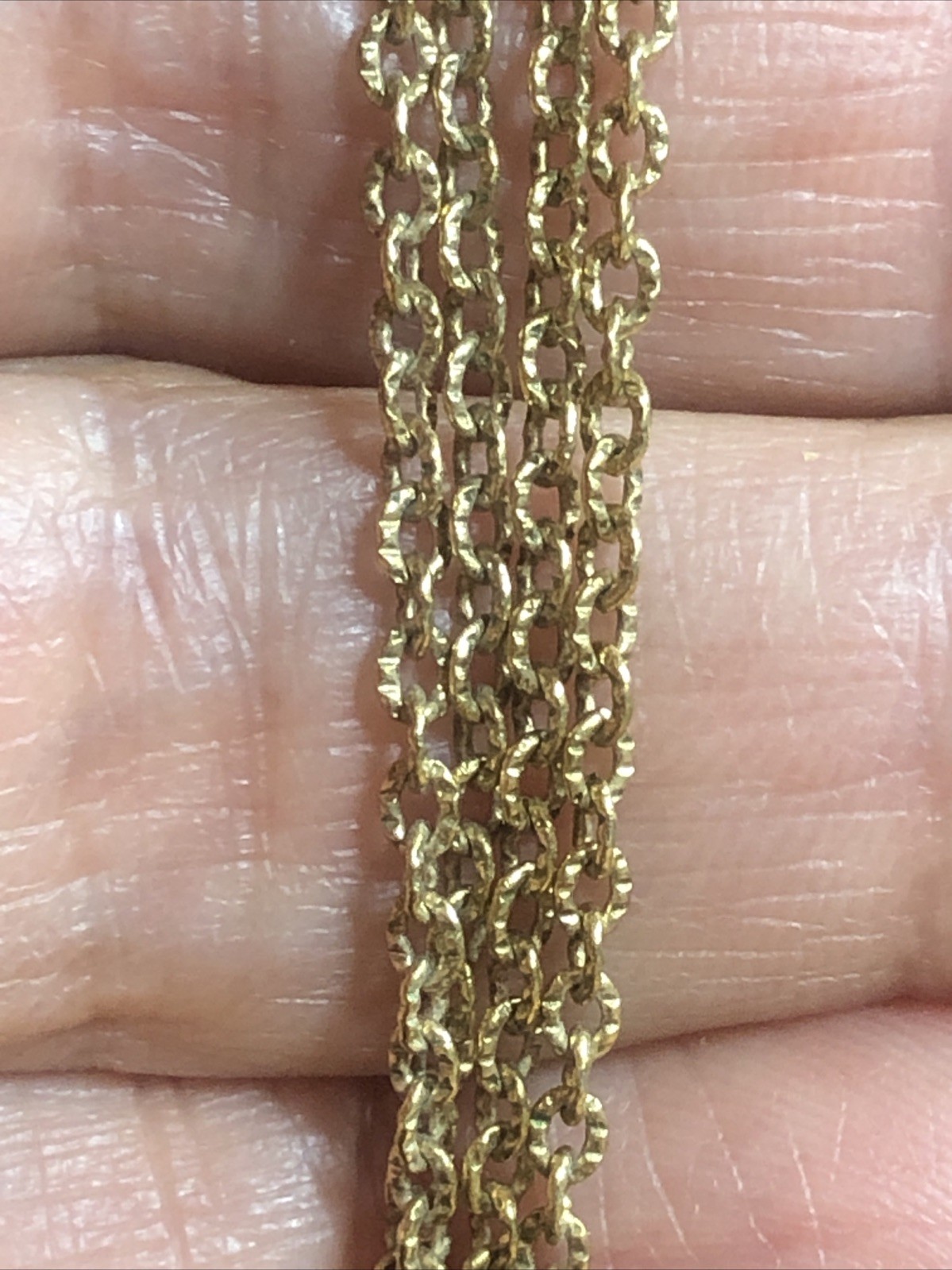 b46. Vintage 1928 Brand Gold Tone Rhinestones Hinged Purse Statement Necklace 30