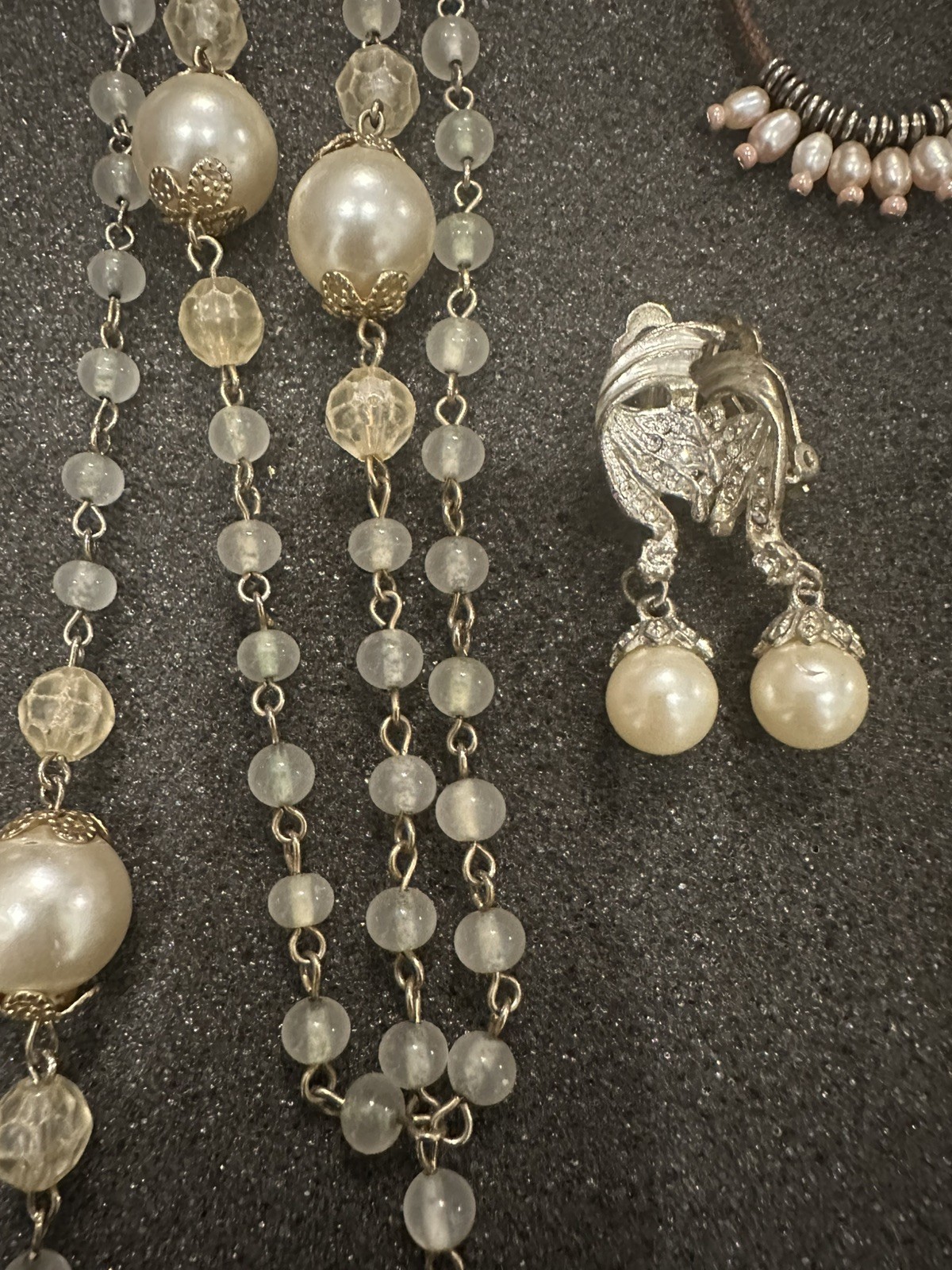 Vintage Estate Costume Jewelry Lot! Brooches and more!