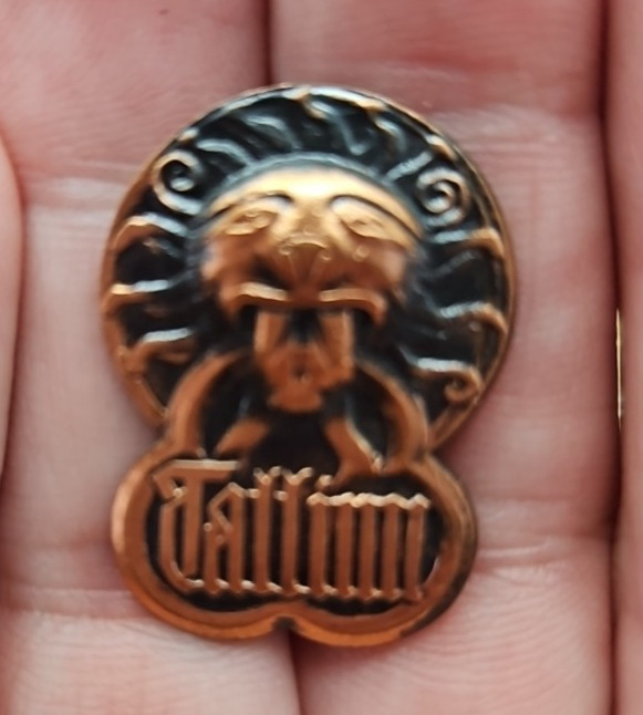 Tallinn Estonia Lion Pin Badges Souvenir Copper Lapel Collectible Brown Metal