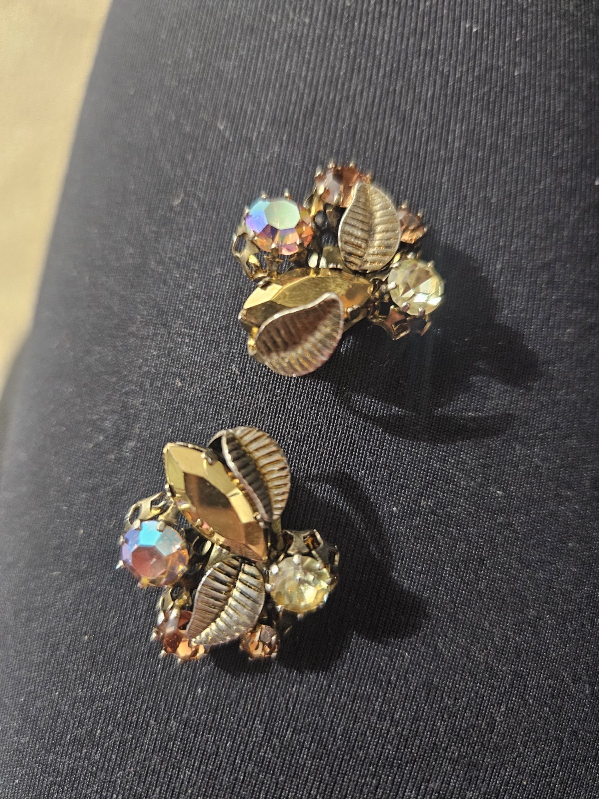 VINTAGE, 1980’S GOLD-TONE CLIP ON EARRINGS WITH RHINESTONES & LEAVES; AUSTRIA