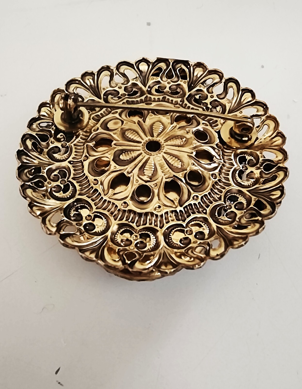 VINTAGE 2 1/4″ FILIGREE BLUE BROOCH & 7″ BLUE 5 STONE LINK BRACELET