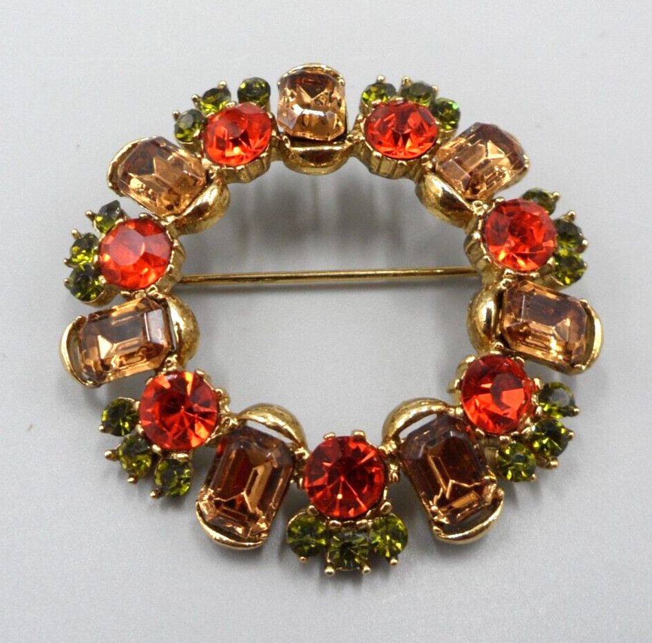 Vintage Rhinestone Brooch Circle Pin Wreath Mid Century Emerald Cut Stones 1.75″