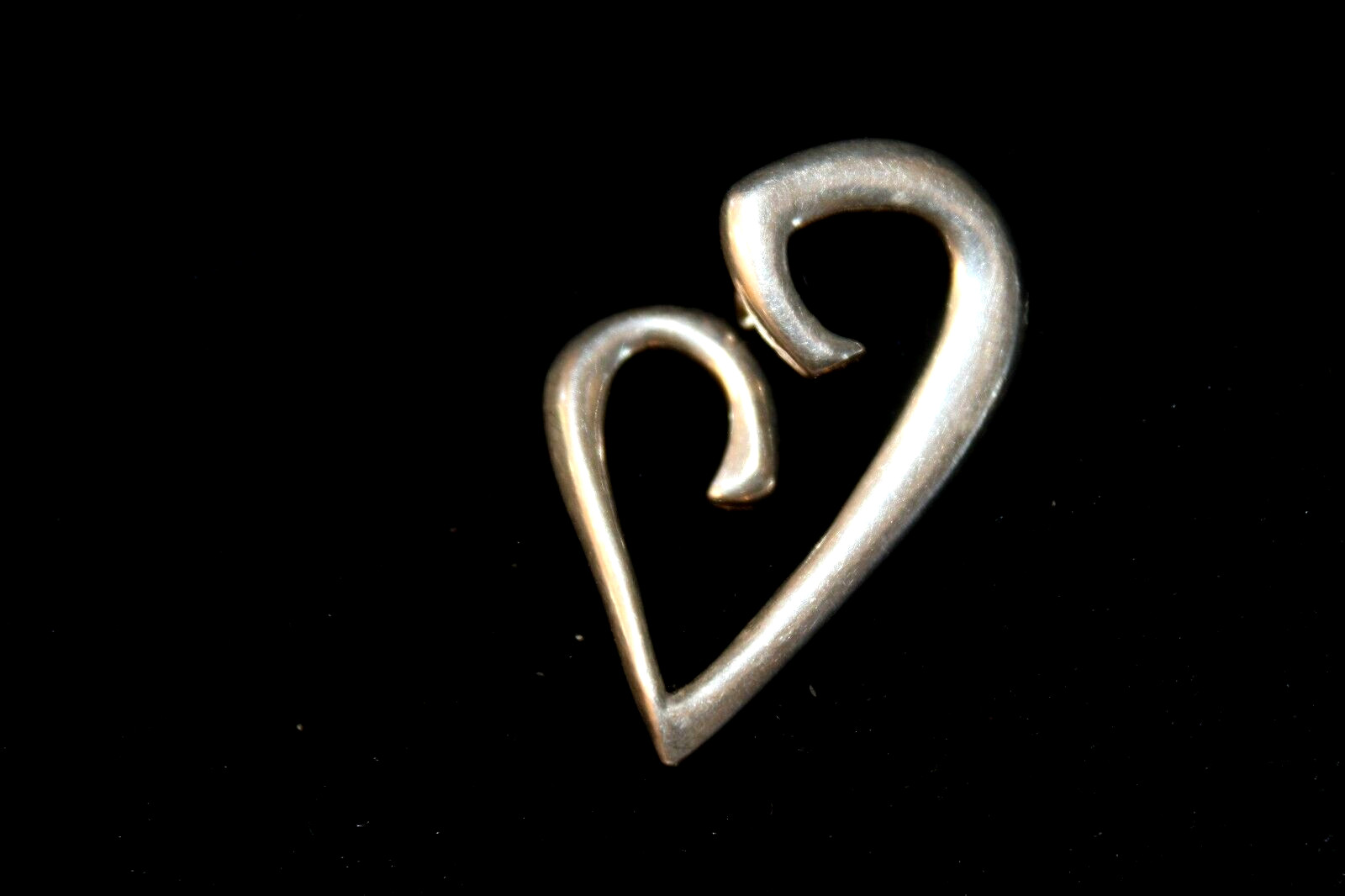 Vintage 925 Sterling Silver Open Double Heart Pendant Intertwined Swirl Ribbon