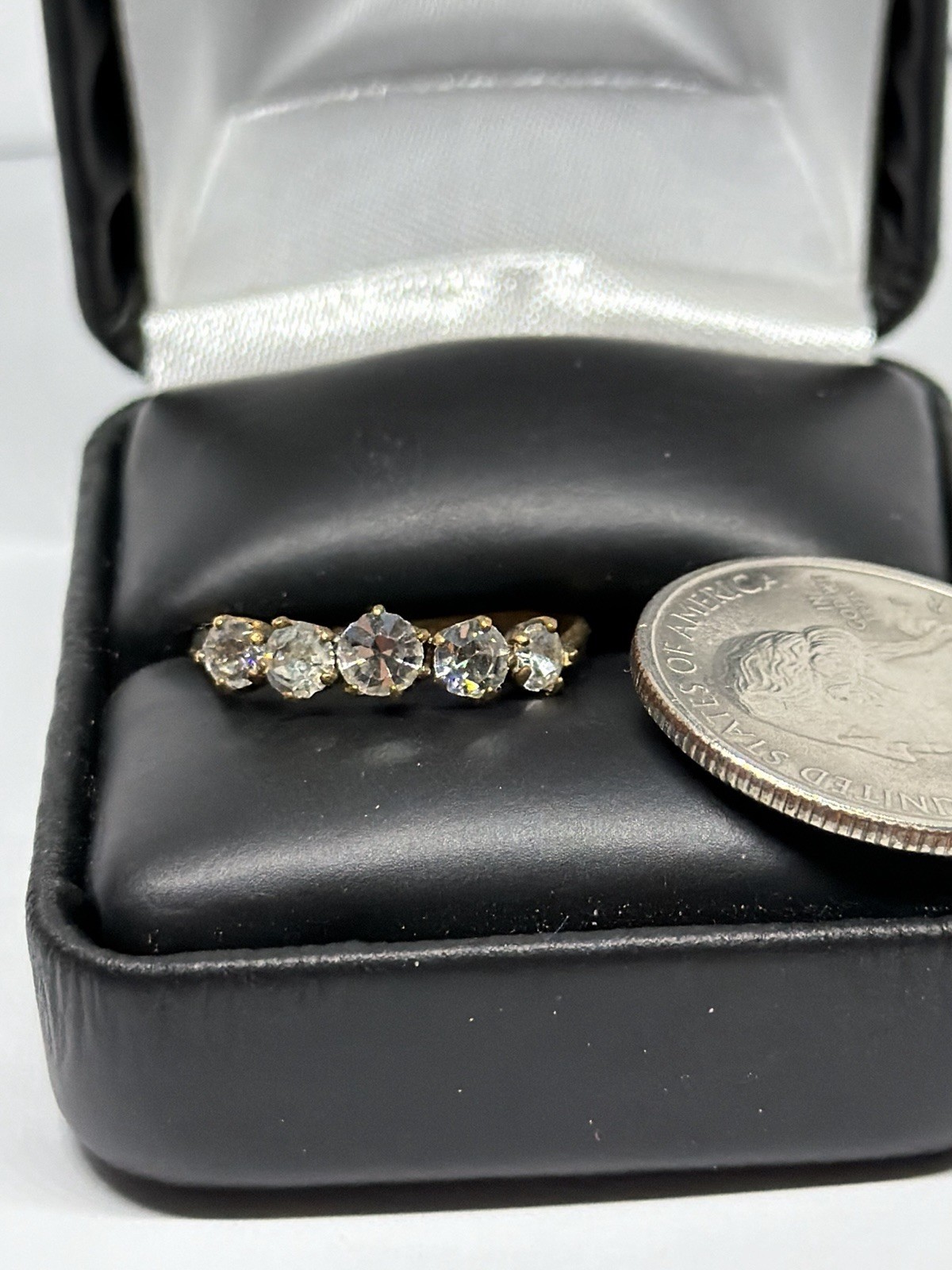 Vintage Retro Era 5 Paste Stones Goldtone Gilt Metal Sz 7 1/4