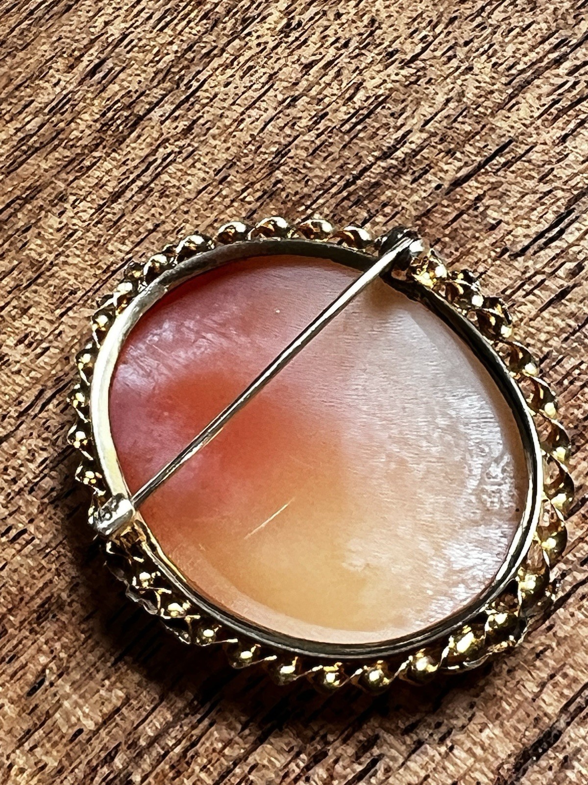 LOVELY ANTIQUE 10K YELLOW GOLD CAMEO SHELL BROOCH PENDANT 5.3g