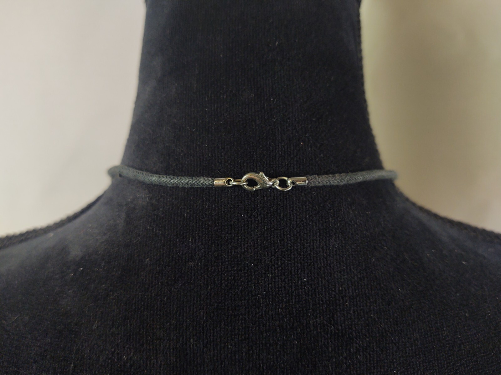 Vintage Jewelry Set Choker Necklace And Bracelet Silver Tone Shells Green Beads