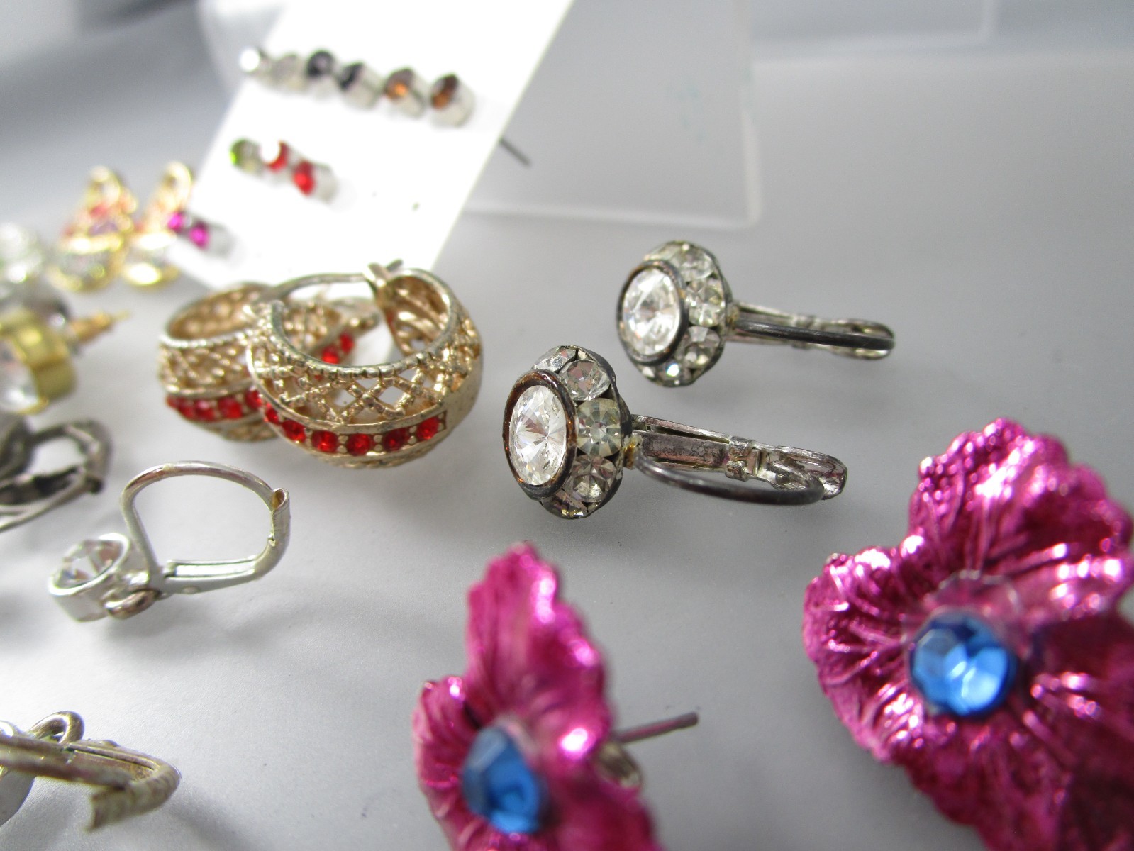 Vtg Mod Retro Multi Color & Styles LOT 13 Post Pierced Earrings 175L