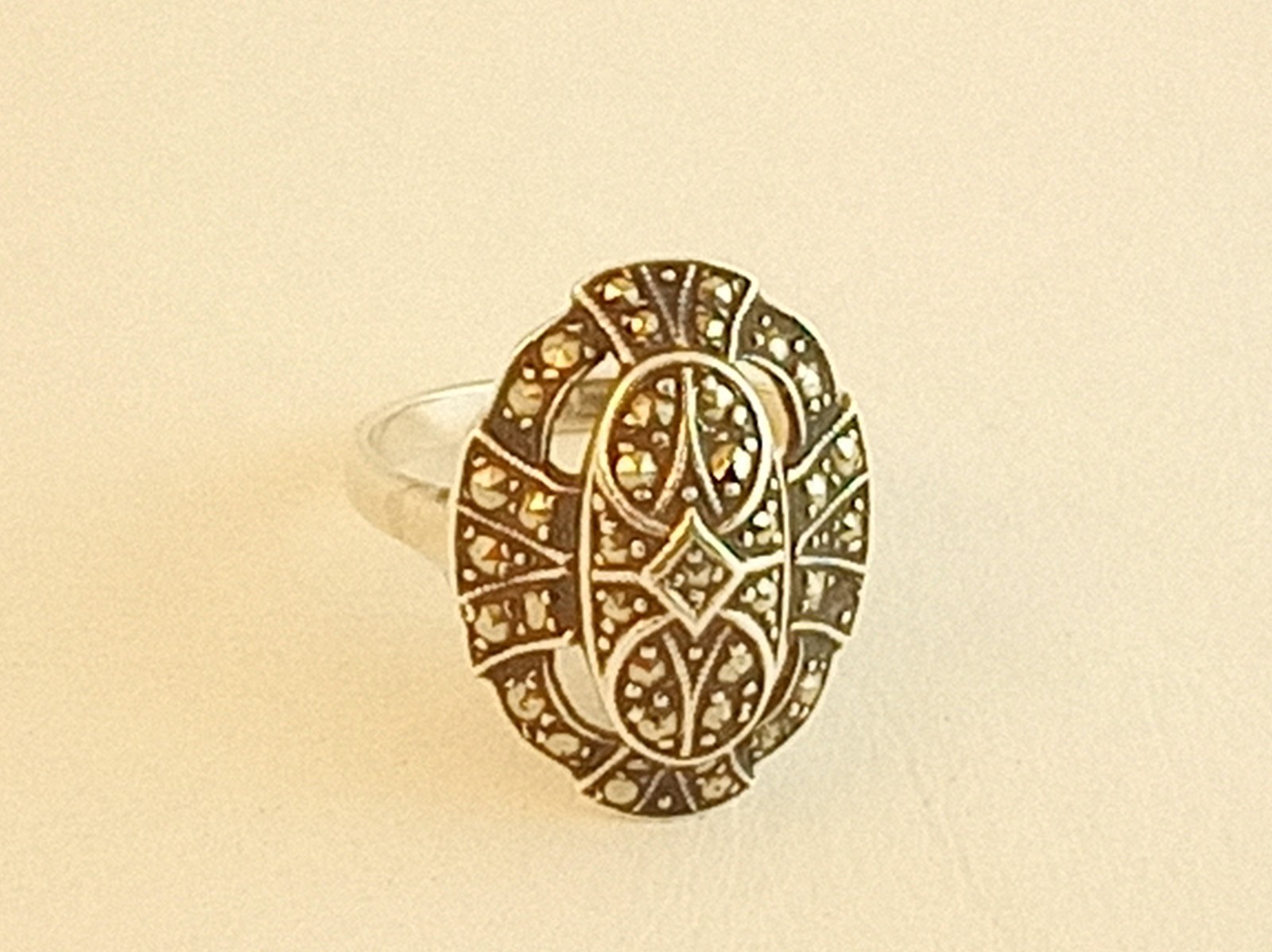 Vintage sterling silver marcasite domed top ring Germany sz 8