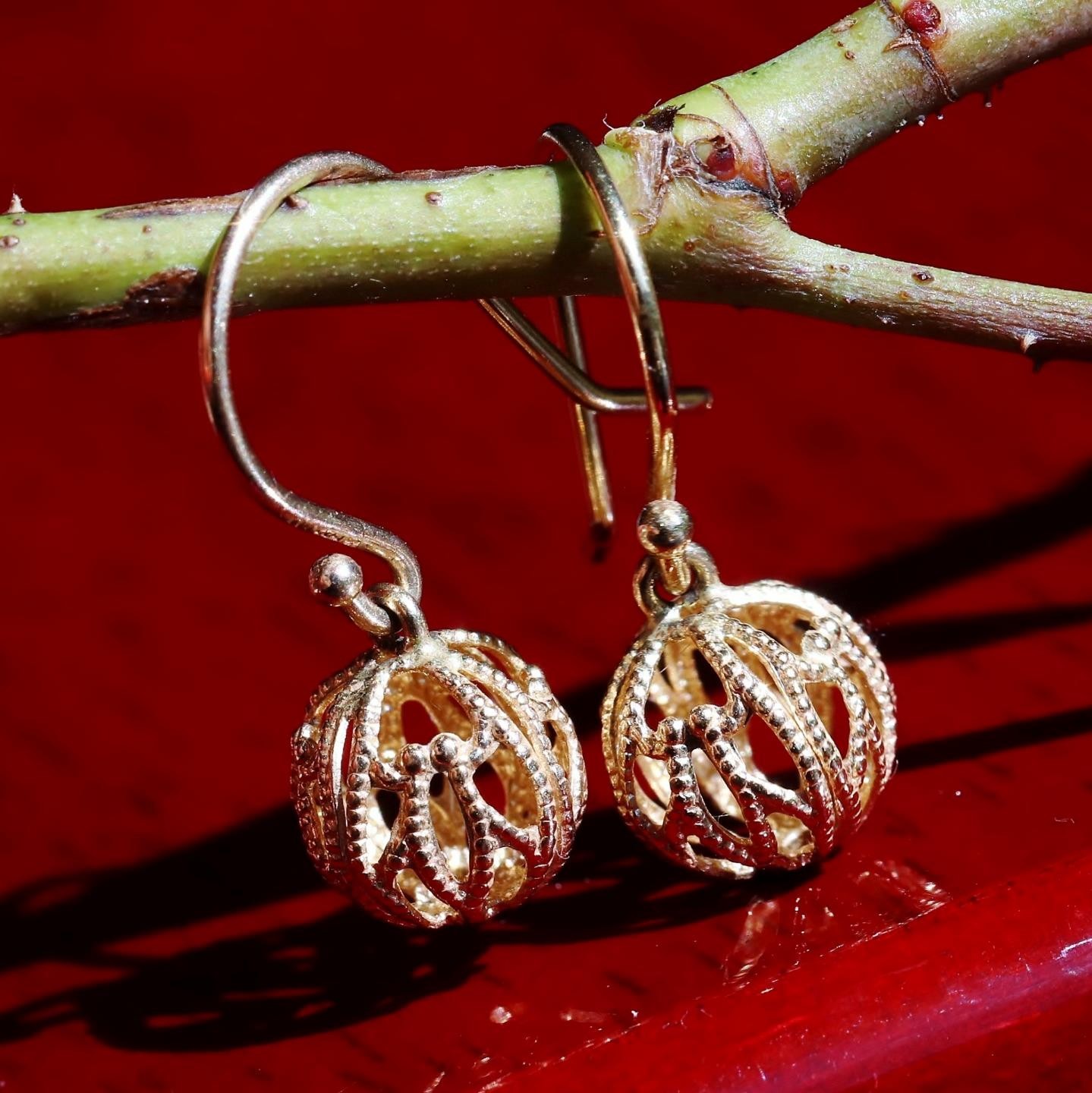 14k yellow gold earrings 7.5 mm gold ball 0.78″ dangle vintage 1.12gr N3686