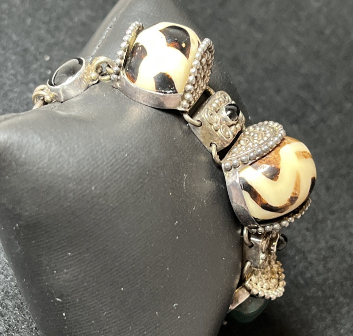Vintage Sajen Sterling Silver Multi Dzi Mud Stone Bloodstone Bracelet 7″ 50g