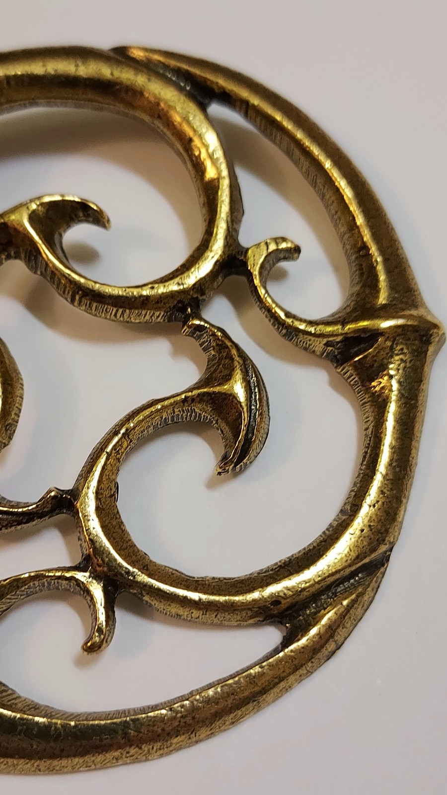 Vintage Alva Museum Replicas Necklace Celtic Knot Circle 70s Statement Gold Tone