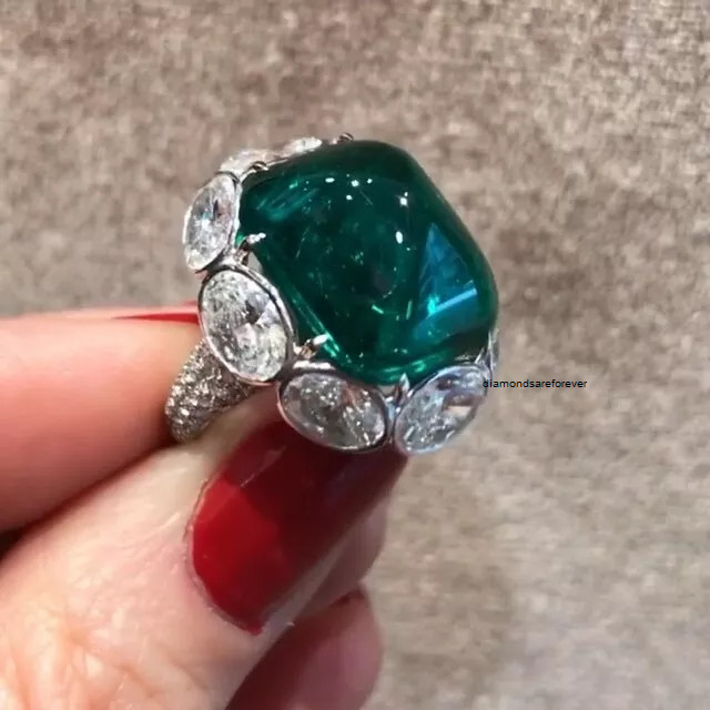 Cabochon Shape Vivid Green 17CT Emerald With 3.55CT Oval & Round CZ Women’s Ring