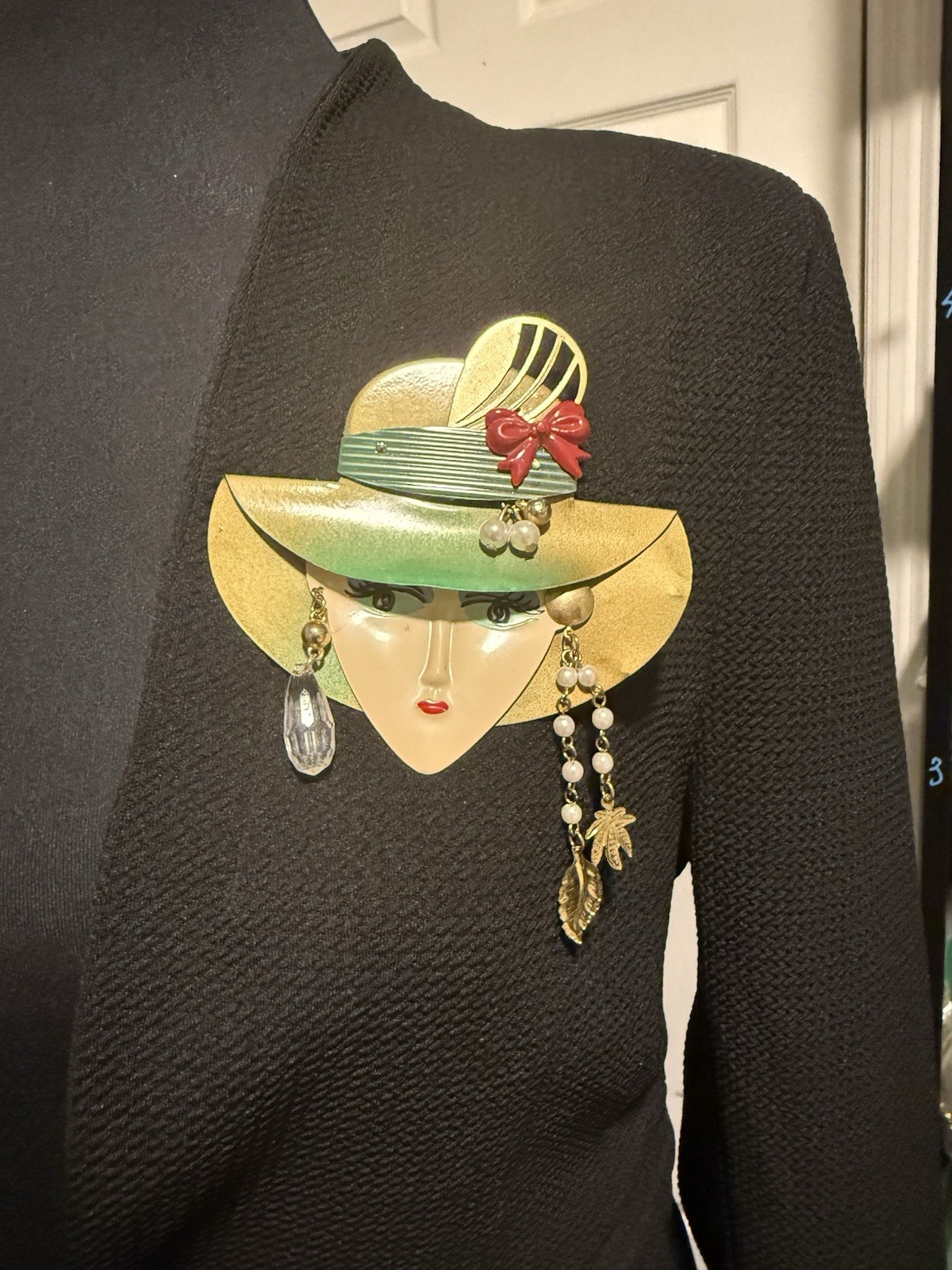 12.70 Vintage Lady Face Brooch Large Hat Pin Dangle Faux Pearl Statement