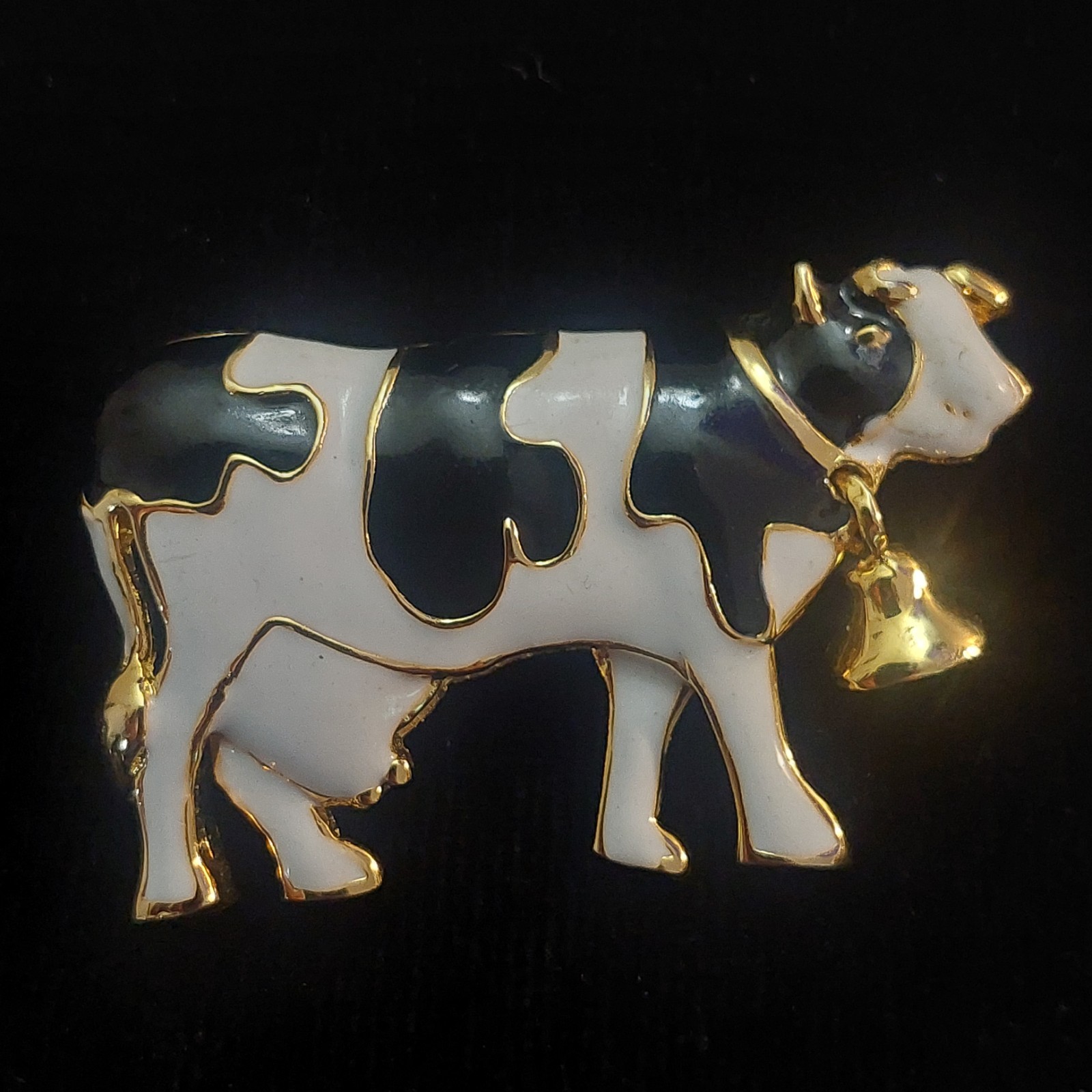 Vintage Estate Costume Jewelry Enamel Cow Pin Brooch with Bell