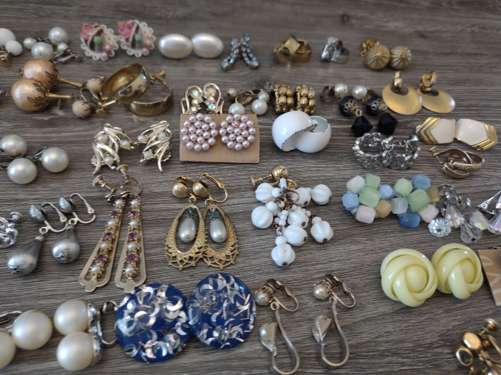 Estate Mixed Lot Costume Jewelry Earrings 77pr Clip On Screwback