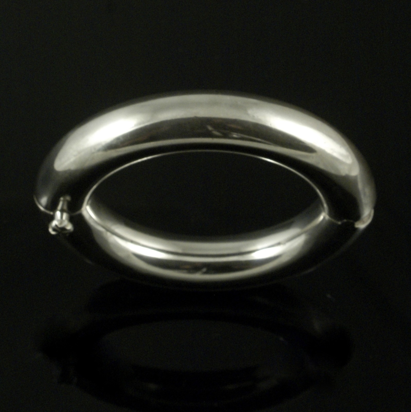 Georg Jensen Sterling Silver Hindged Bangle #251 – Kim Naver