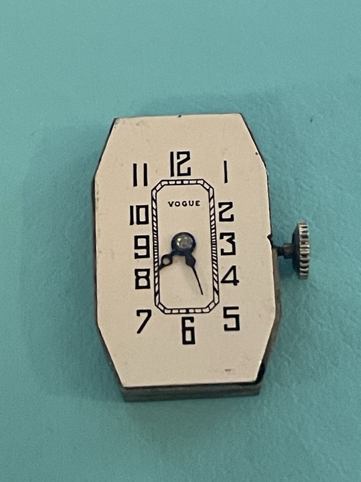 Antique VOGUE Swiss Ladies Watch Movement 16j Runs 25mm x 15mm 3 Adj 🌺🌺