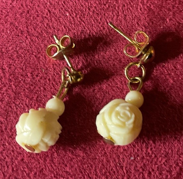 1950s Dainty Rose Earrings Bone Color Posts Light Weight