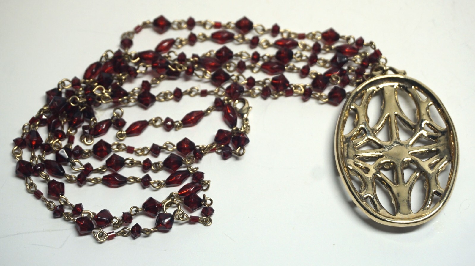 Vibrant & Darker Red Rhinestone & Acrylic Crystal Bead Pendant Necklace