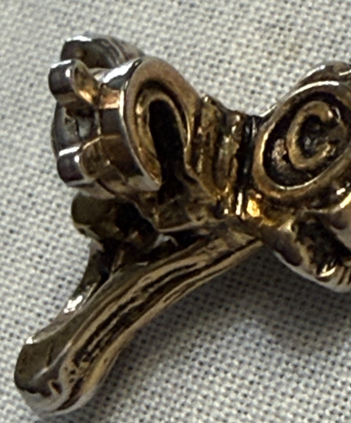 Vintage Signed Hollycraft Victorian Christmas Lamp Post Brooch Pin 1950’s