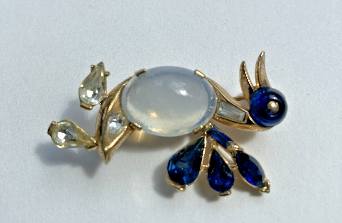 VINTAGE ALFRED PHILIPPE CROWN TRIFARI JELLY BELLY BIRD DUCK PIN BROOCH