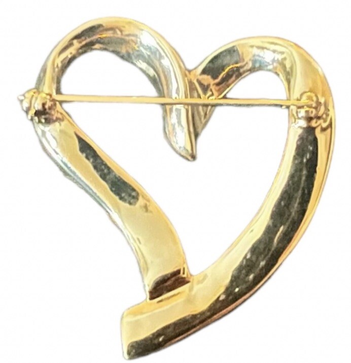 Vintage Goldtone Heart Brooch, 1980’s Large Heart Pin, 1.5 x 2”