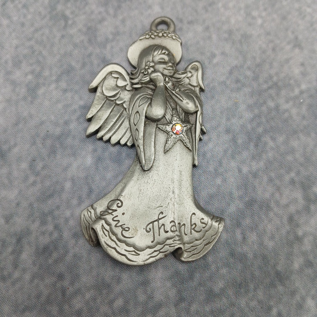 Gloria Duchin Pewter Angel Charm Or Ornament “Give Thanks” Made In USA 2006