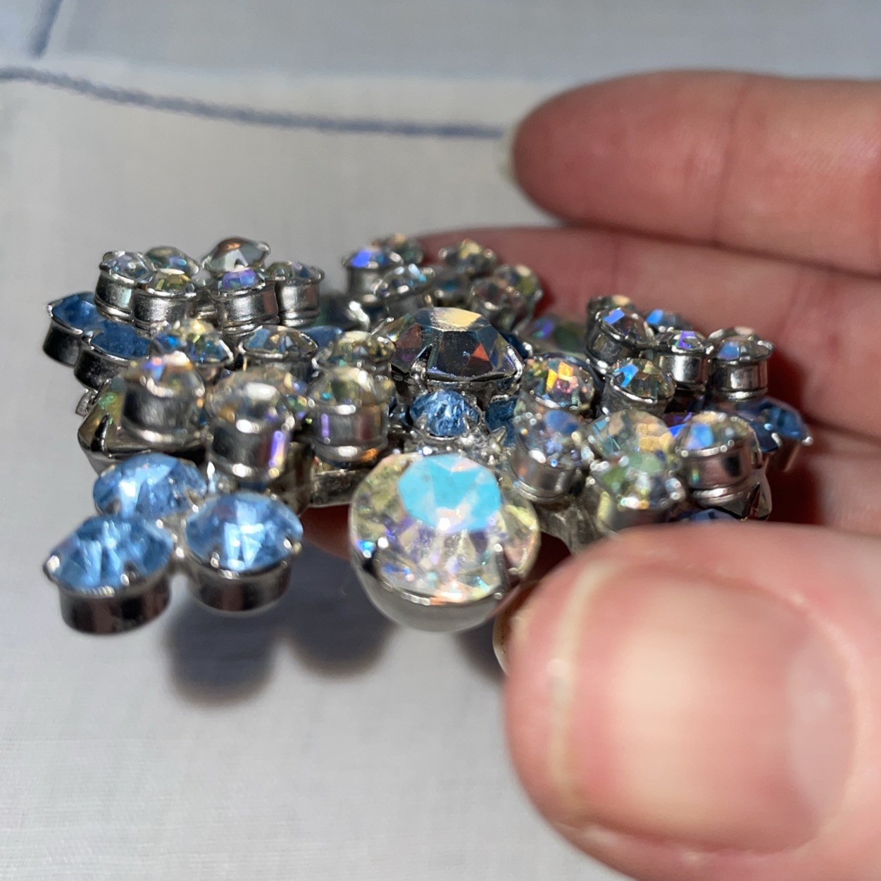 Vintage Juliana “BOOK PIECE” AB Crystal Starburst Brooch & Clip Earrings #1355