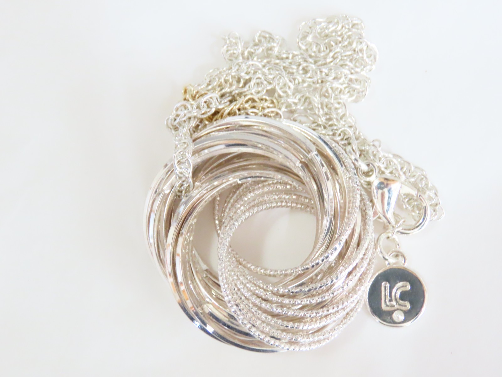 Necklace Pendant Liz Claiborne Vintage Silver Tone Slight Discolor Chain D5372