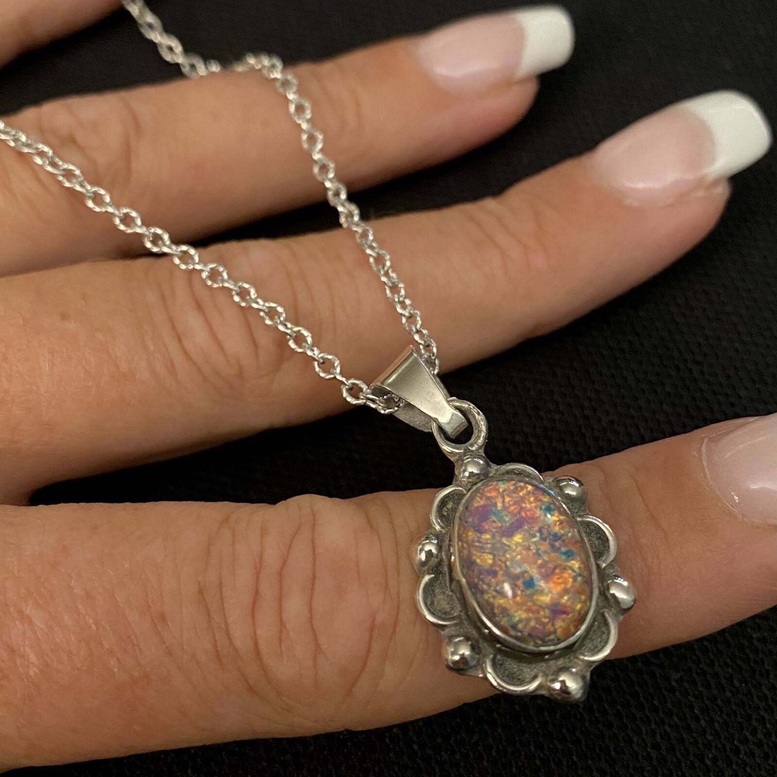 STUNNING ESTATE STERLING SILVER FOIL GLASS ARTISAN PENDANT NECKLACE 18” LONG