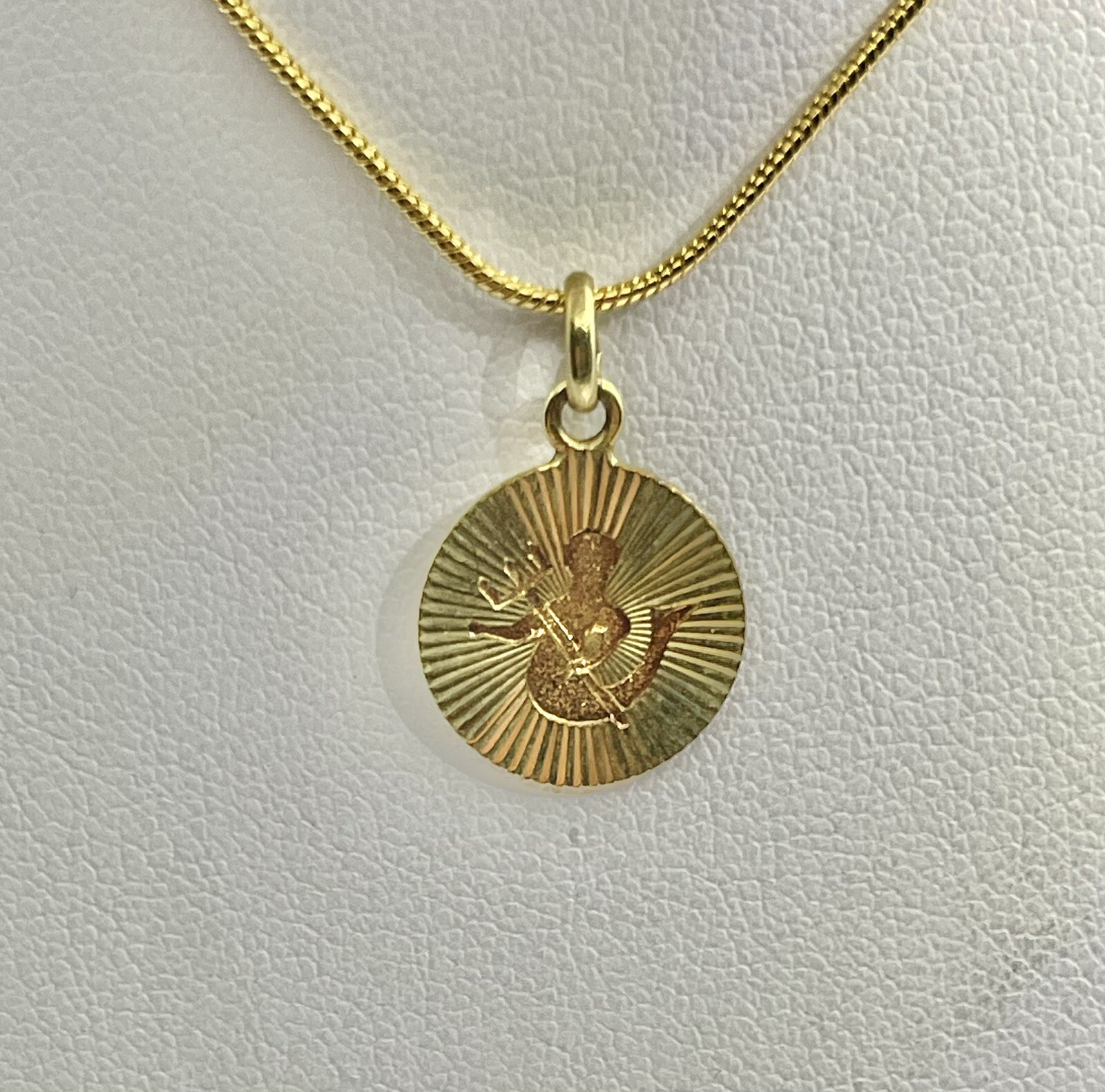Vintage Mid Century Gold Plated VIRGO Fluted Cut Out Zodiac Sign Pendant 18”