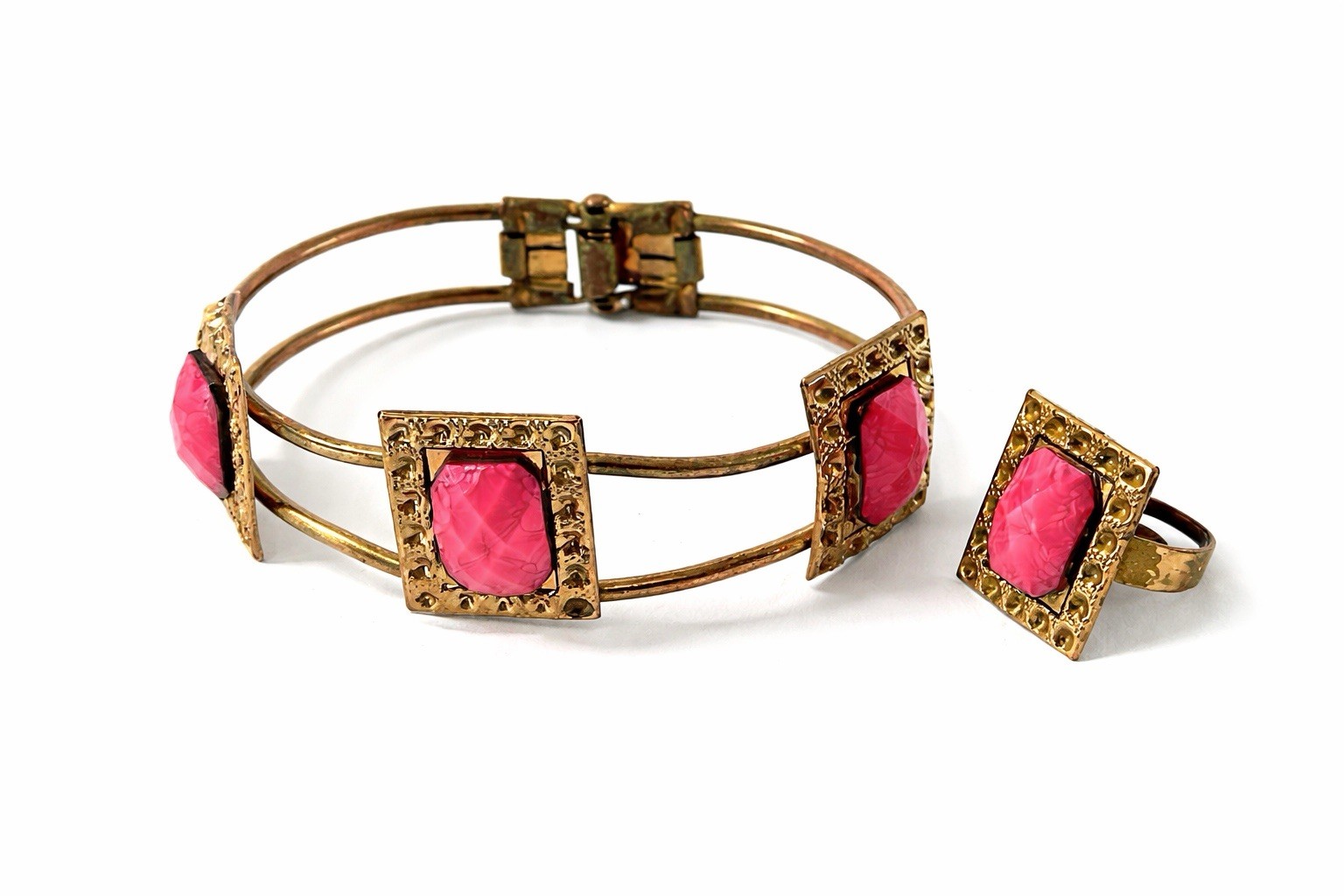 Vtg Brass Tone Cuff Bracelet Pink Jewels & Matching Adjustable Ring