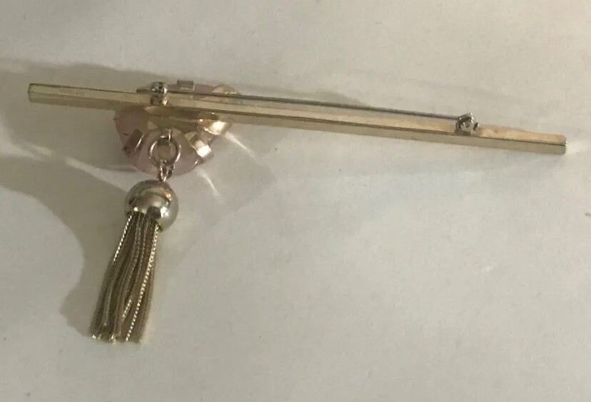 Stunning Vintage Gold Tone Genuine Rose Quartz Long Bar Brooch Pin